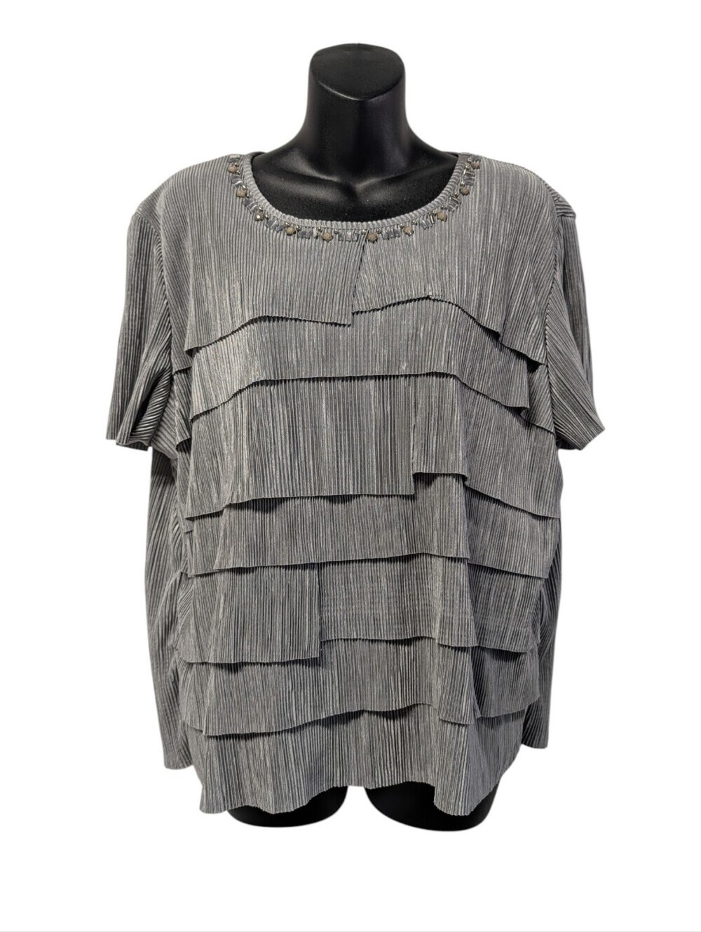 Alfred Dunner PXL Silver Gray Tiered Pleated Top Beaded Neckline Petite XL